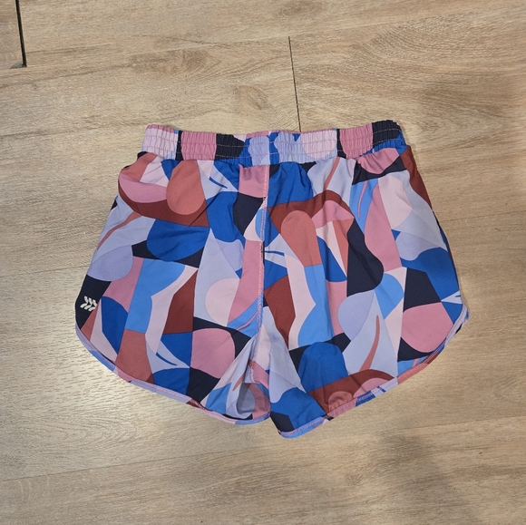 All In Motion Girls Shorts - Picture 3 of 4